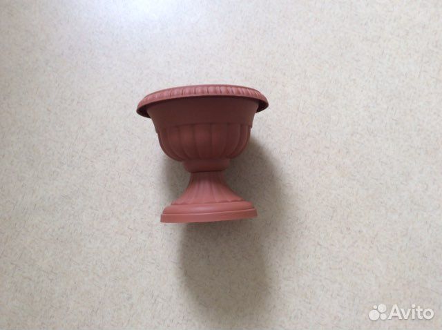 Вазоны для цветов пластик