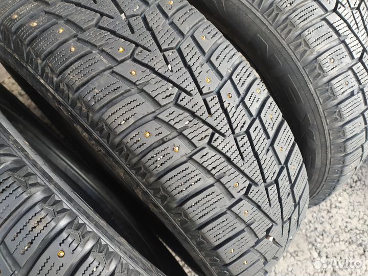 Nexen Winguard WinSpike 215/65 R16