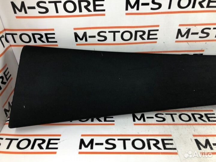 Обшивка стойки левая Mercedes-Benz M-Class W164