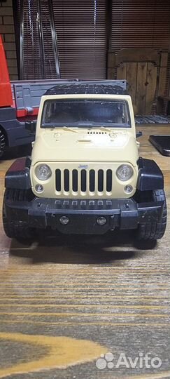 Внедорожник Jeep Bruder