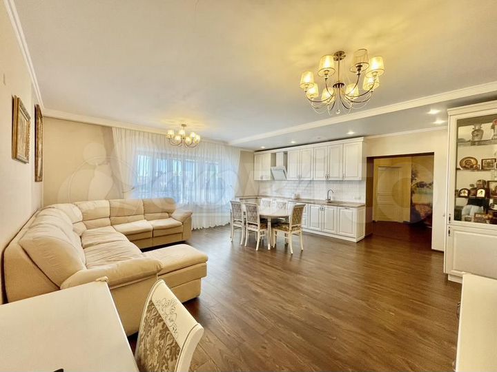 3-к. квартира, 130 м², 9/16 эт.
