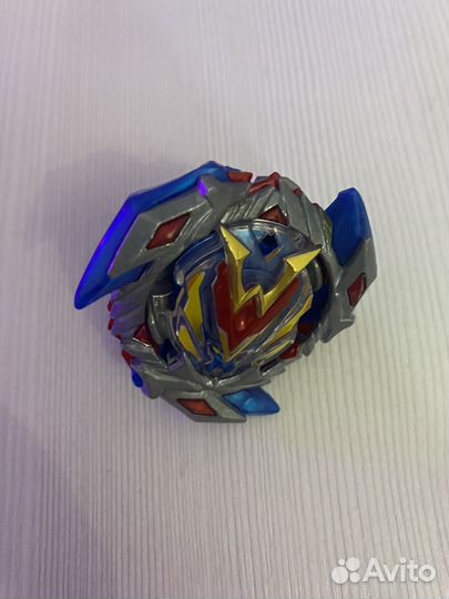 Beyblade burst takara tomy