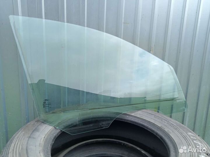 Стекла боковые форд фокус