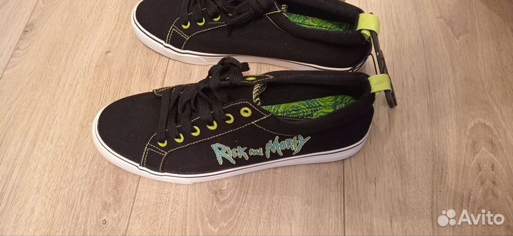 Кеды мужские 43 размер новые