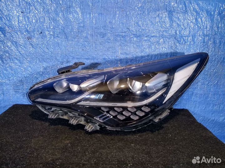 Фара левая Kia Stinger