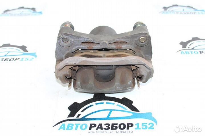 Суппорт тормозной передний правый Nissan Teana J31