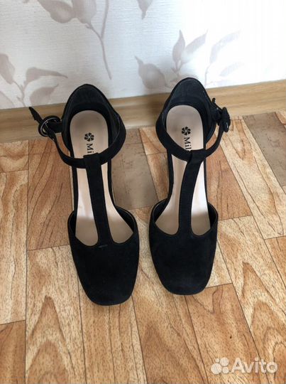 Туфли женские