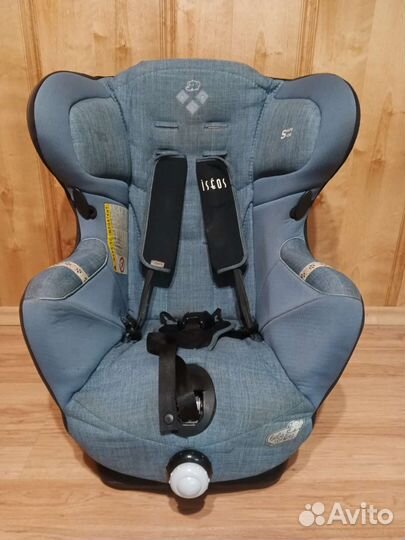 Автокресло Bebe Comfort Iseos (9-18кг)