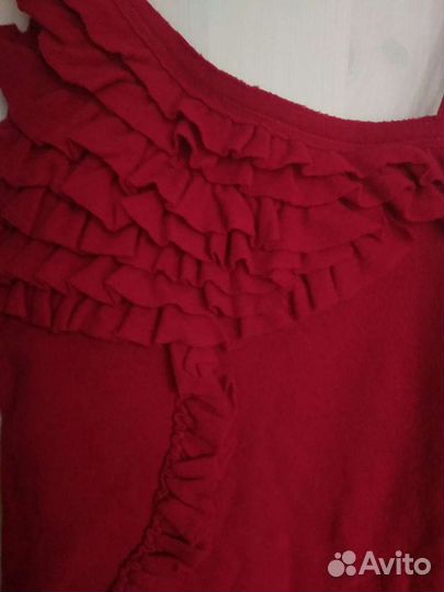 Топ яркий вязаный на одно плечо