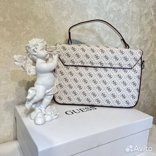 Сумка Guess