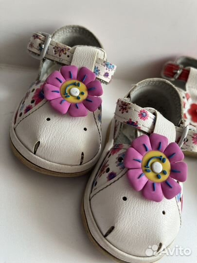 Сандалии для девочки