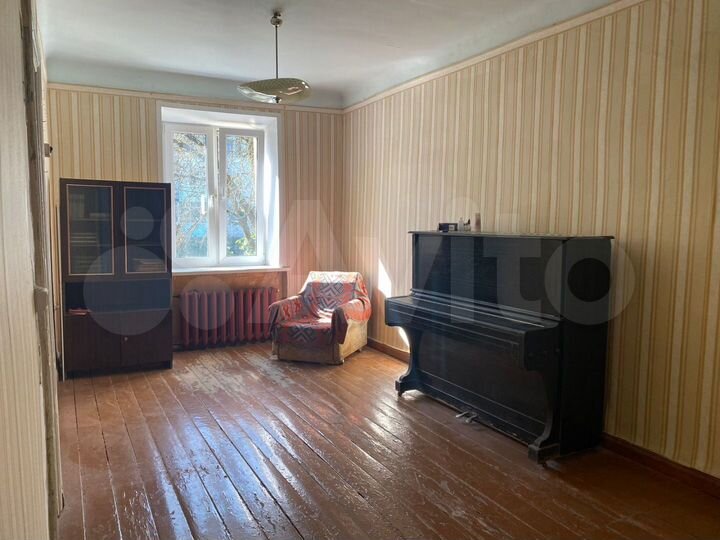 2-к. квартира, 50 м², 2/2 эт.