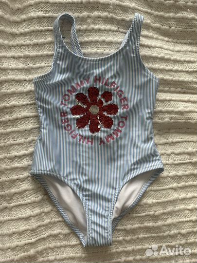 Tommy Hilfiger купальник 7лет