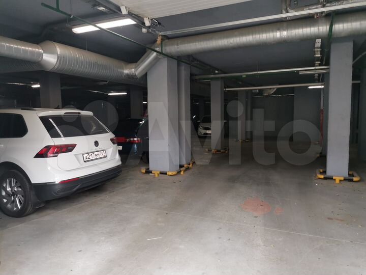 Машиноместо, 11 м²