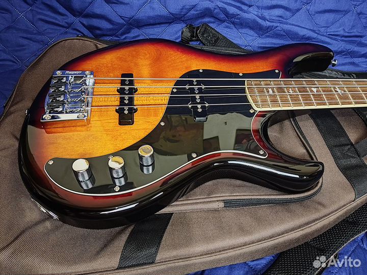 Бас гитара Paul Reed Smith