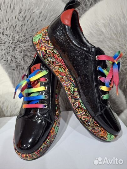 Ботинки женские