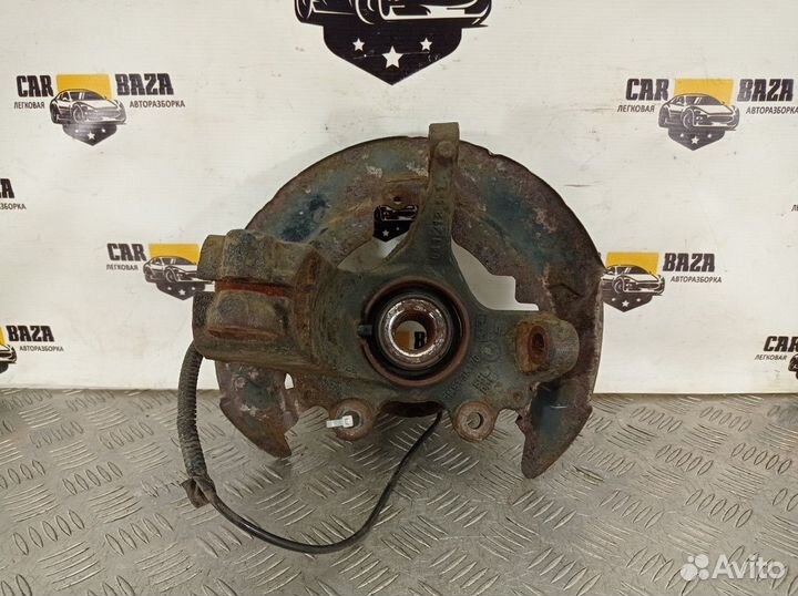 Кулак поворотный передний правый R