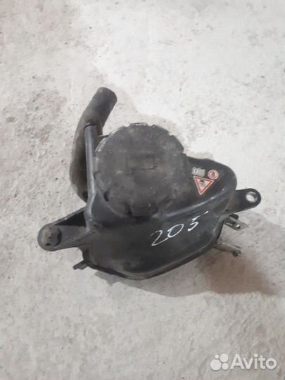 Бачок расширительный мерседес С205 W205
