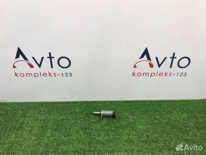 Регулятор Audi A4 B8 cdnc 2011