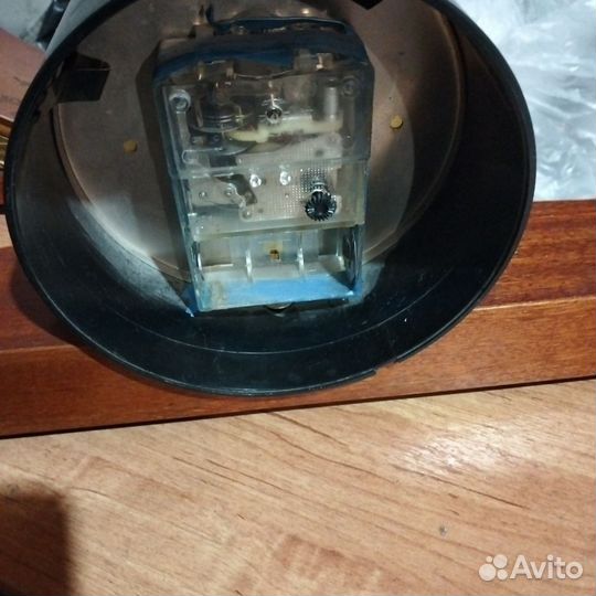 Настольные часы