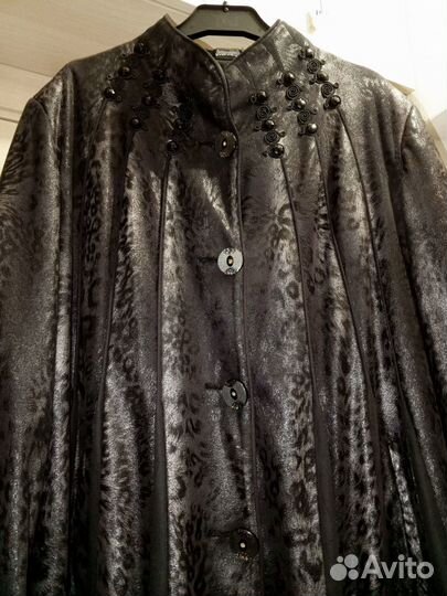 Плащ демисезонный женский 60 размер