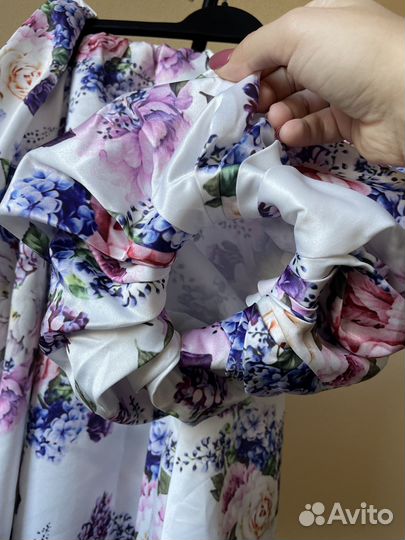 Блуза с обьемными рукавами