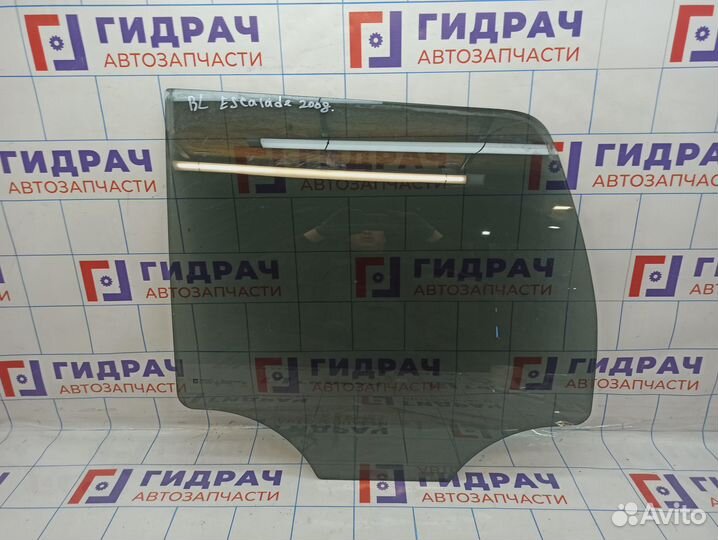Стекло двери задней левой Cadillac Escalade III 15