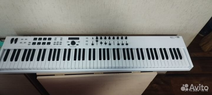 Синтезатор Медиоклавиатура keylab 88 essential