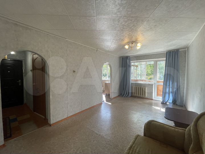 3-к. квартира, 60 м², 2/5 эт.