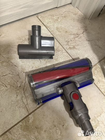 Пылесос Dyson v6