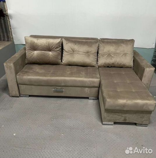 Диван угловой