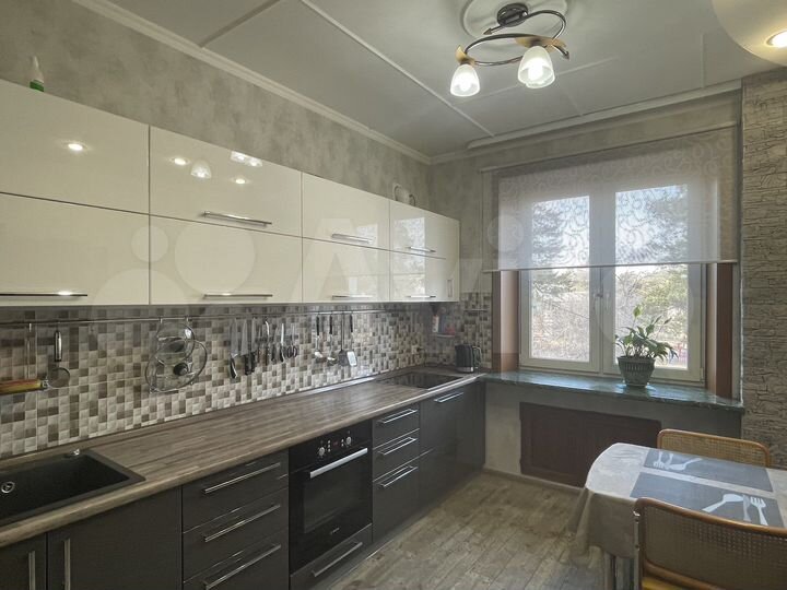 3-к. квартира, 82,2 м², 3/3 эт.