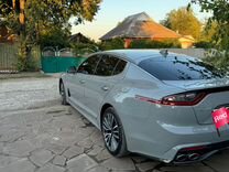 Kia Stinger 2.0 AT, 2018, 115 000 км, с пробегом, цена 3 400 000 руб.