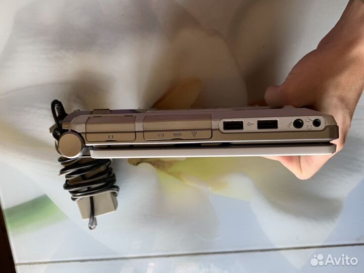 Старый Нетбук Fujitsu lifebook P7010 (Рабочий)