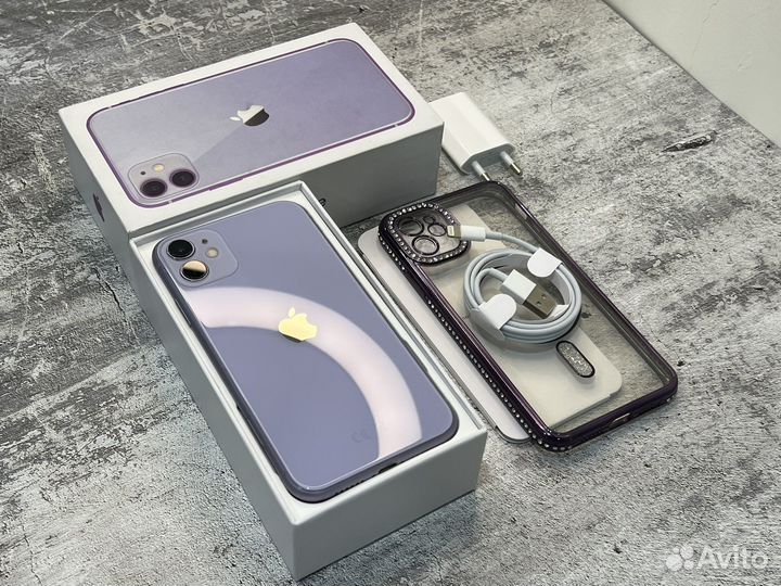iPhone 11, 64 ГБ