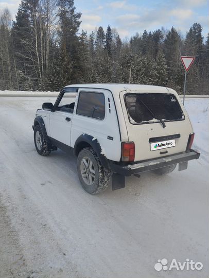 LADA 4x4 (Нива) 1.7 МТ, 2010, 200 000 км