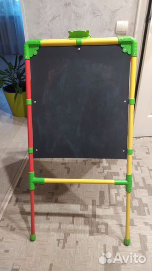 Мольберт с алфавитом