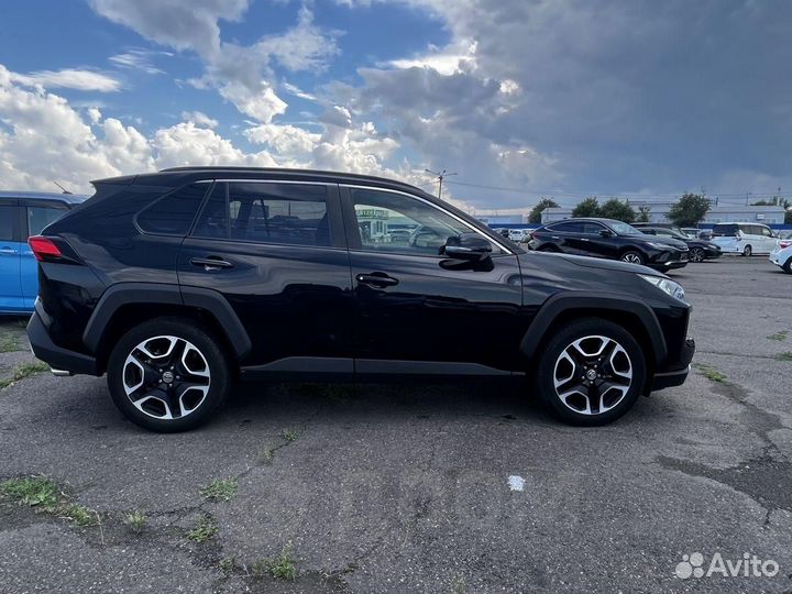 Toyota RAV4 2.0 CVT, 2021, 16 000 км