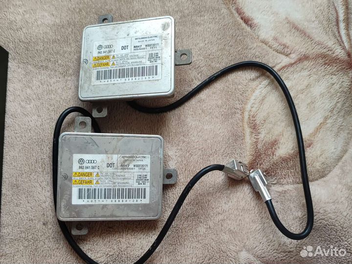 Коплект биксенона audi a3 8p 2011