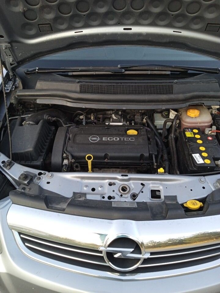 Opel Zafira: фото владельца