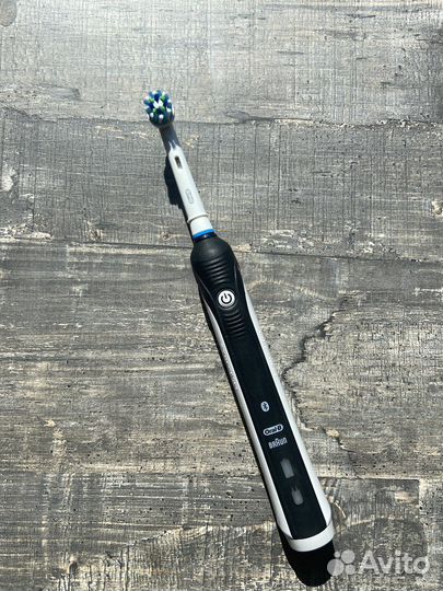 Зубная щетка oral b