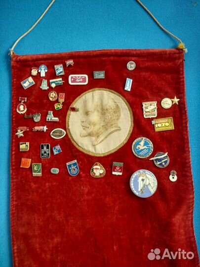 Продам коллекцию значков СССР