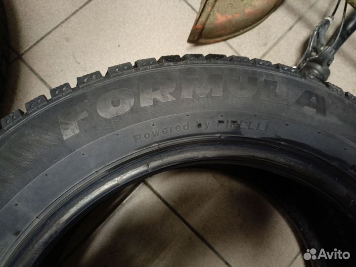 Pirelli Formula Ice 235/55 R17