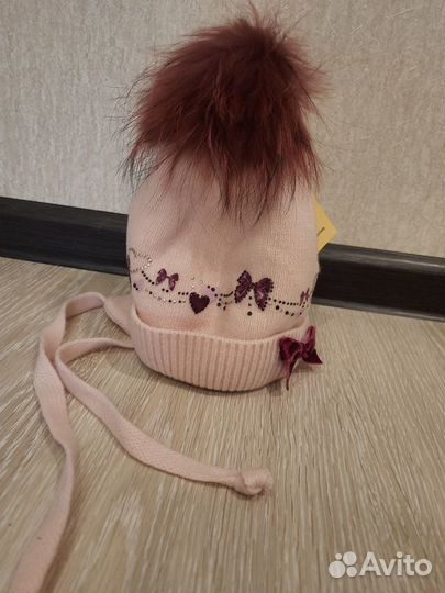 Шапка зимняя для девочки новая