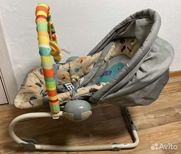 Шезлонг детский