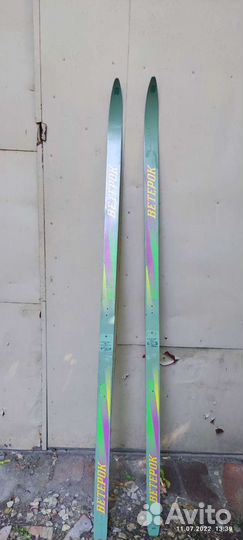 Лыжи беговые пластиковые