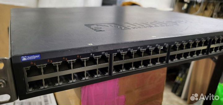 Коммутатор Juniper EX4200-48T