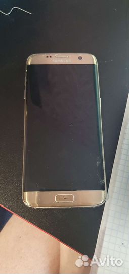 Телефон Samsung galaxy s7 edge