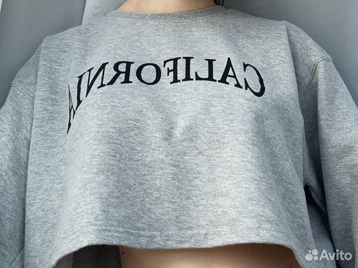 Pull and bear свитшот