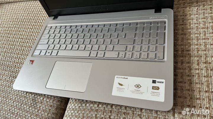 Asus 2021 год AMD A4-9125 4gb 128gb SSD как новый